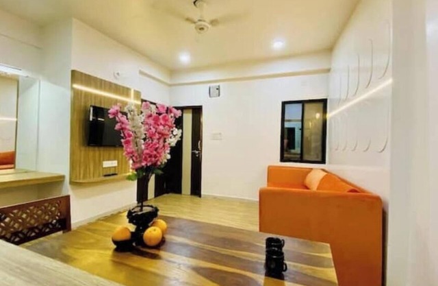 Saifuddin & Sons Modern Heaven