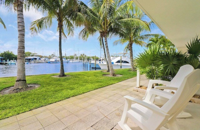 Sailfish Suites 3 - waterfront!!