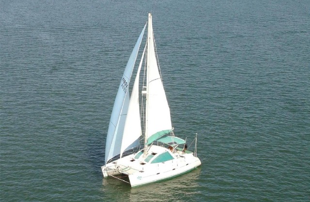 Alquiler de catamaranes de vela en Pensacola Beach
