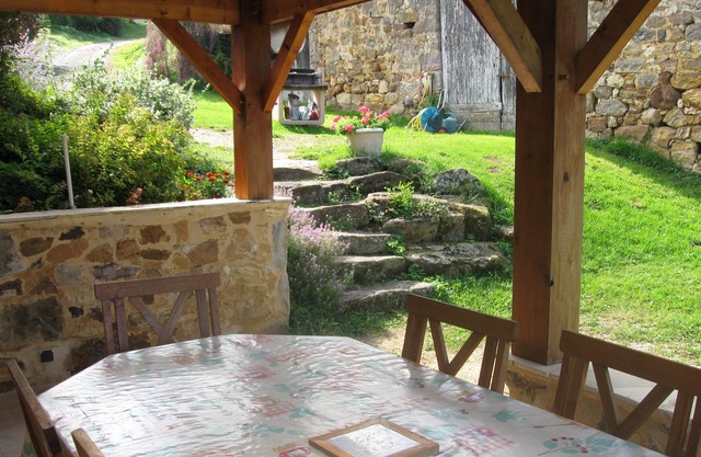 Saint Amand De Belves: casa rural - 3 cuartos - 5/6 Personas