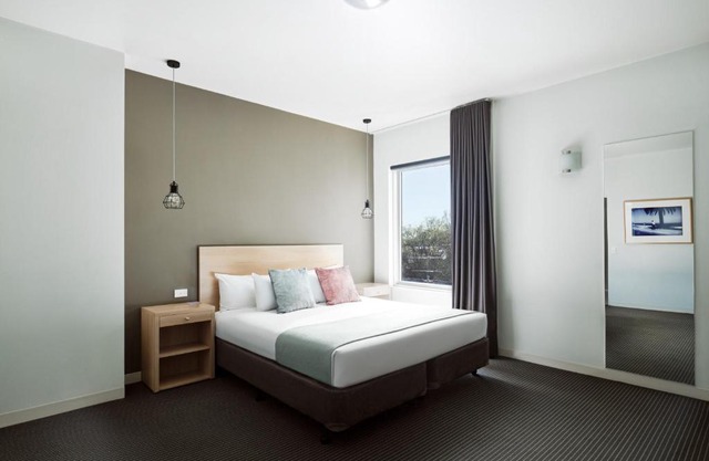 Saint Kilda Beach Hotel - formerly Rydges St Kilda