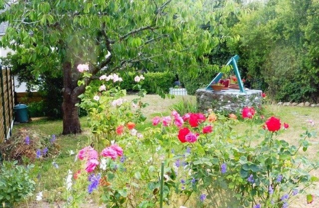 SAINT MARC SUR MER Small house sleeps 4