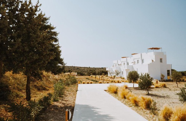 Saint Nicholas Houses