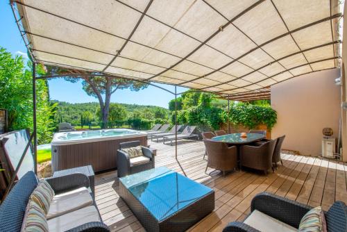 SAINT TROPEZ-Golf view