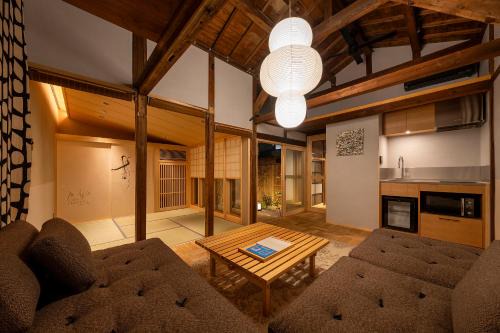 SAKAINOMA HOTEL 柳 Yanagi
