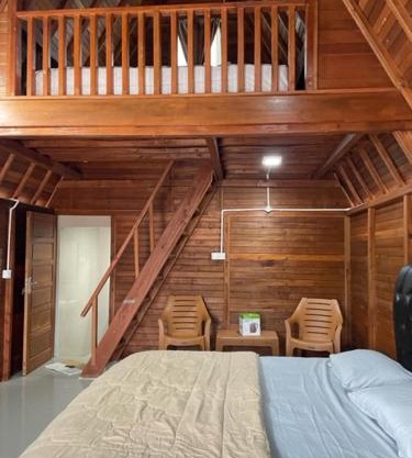 "Sakinah" HomeStay AC
