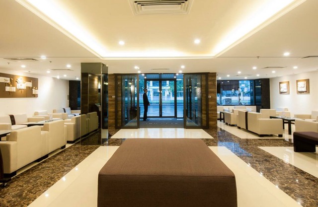 Sakura Hotel