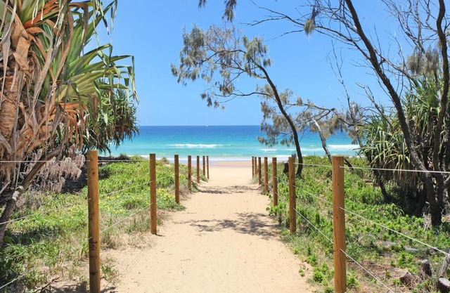 Saleng 51 - Three Bedroom Beach Pad - Only 200 metres to Beach Access!