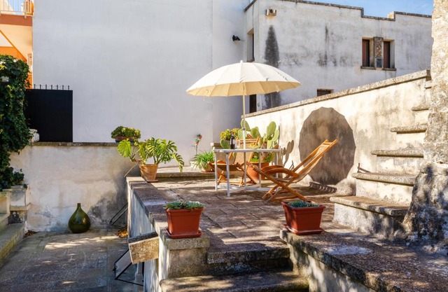 Salento 4 Stars - White