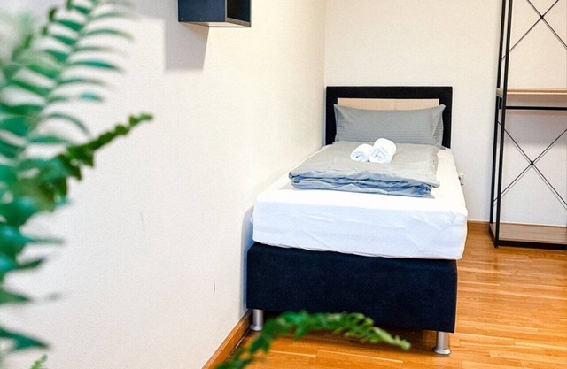Sali Bayreuth - Boardinghaus mit Parkplätzen, WLAN und Waschraum