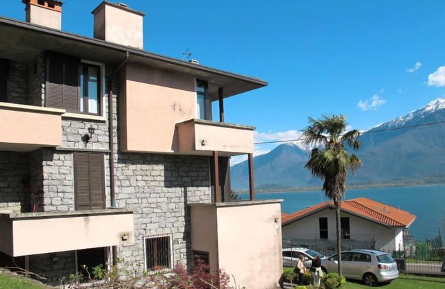 Apartamento Salice Verde (GLA132) en Gera Lario - 5 personas, 3 dormitorios