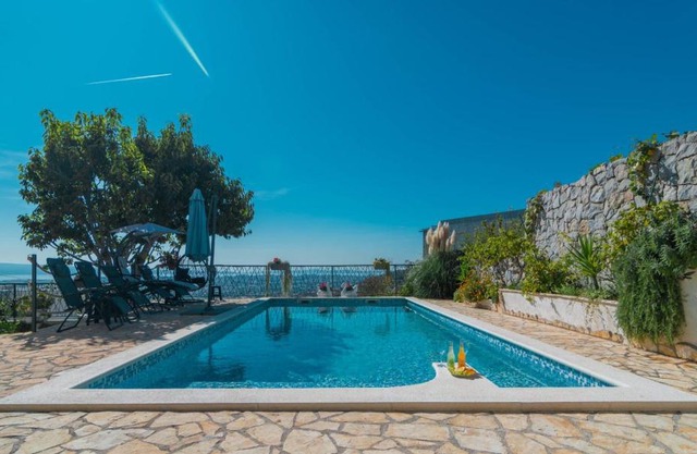 SALONA HILLS with magical view of SPLIT