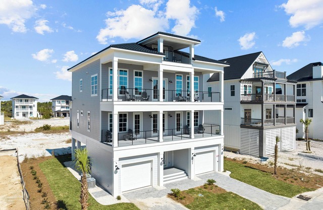 Salt & Sugar: Brand New Build, Private Sugar Sands Community, Pet-Friendly!