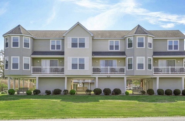 Saltwater - Pet friendly, Waterfront!