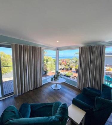 Salty Paws Dog Friendly Luxe Cottage