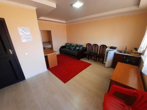 Salute guest house