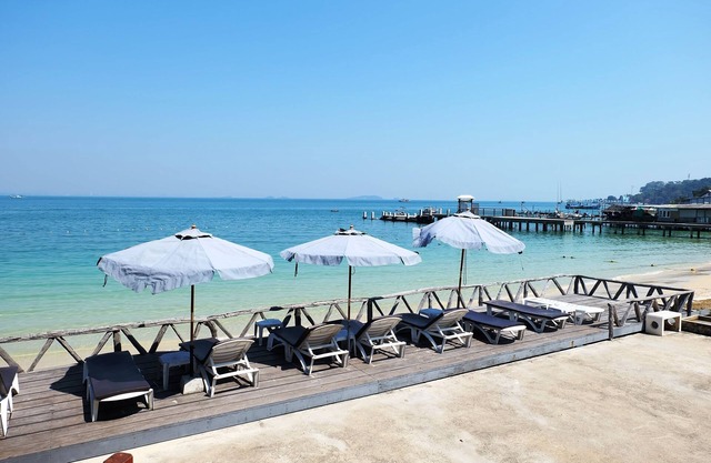 Samed Cliff Resort
