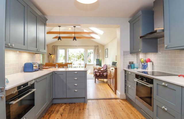 Samphire House