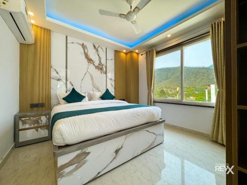 Sampurna Hotels And Resorts