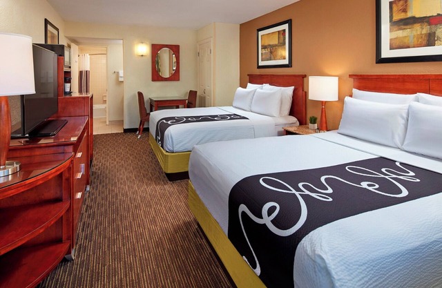 San Diego Retreat: Cozy Room by SeaWorld with Pool | 3 Family Rooms