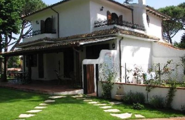 San Felice Circeo: Magnífica Villa en la exclusiva residencia en el mar con acceso privado a la playa