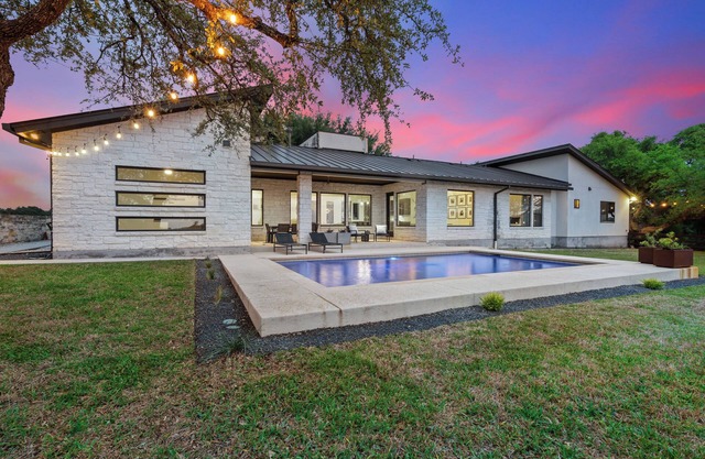 San Gabriel Sangria with Views/Pool/River/2Acres!