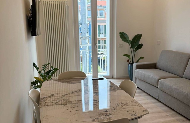 San Lorenzo Columns Apartment - POG 1-4