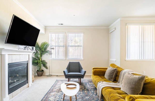 San Mateo 3BR near Caltrain