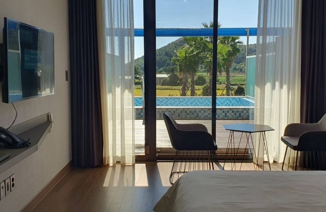 Sanbangsan Hotel