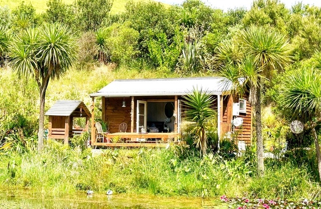Sanctuary Springs - Sandy Bay Retreat
