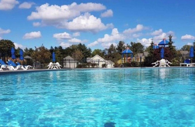 Sandbanks Cottage Resort Villa In Beautiful Prince Edward County
