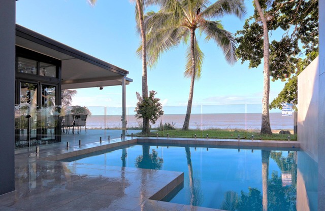 Castillo de arena Retiro - Cairns Beaches