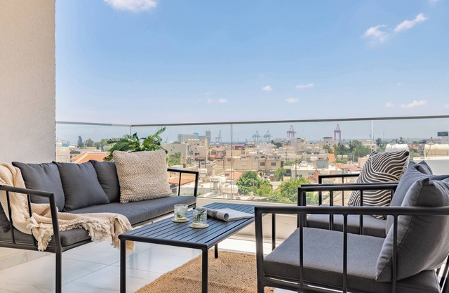 Sanders Cruise - Nuevo apartamento de 1 hab piso con balcón