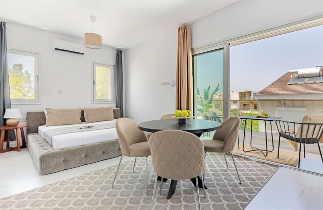 Sanders Cruise - Elegante apartamento tipo estudio con balcón
