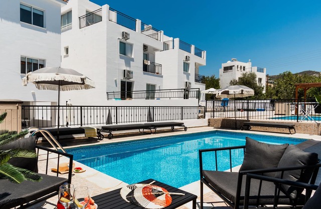 Sanders White Mountains - Villa ideal con piscina