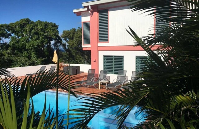 Sandia Beach House: a pie de playa, piscina, aire acondicionado, las obras!