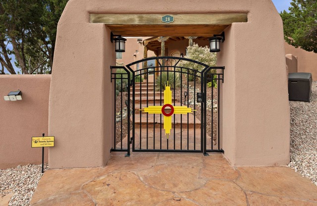 Sandia Mountain Estate Between Santa Fe and Albuquerque off Historic Route 66