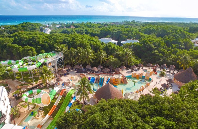 Sandos Caracol Nature Resort & Water Park All Inclusive