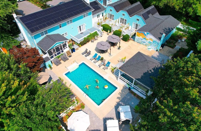 Sandpiper Room - Pool, Hot Tub, Sauna