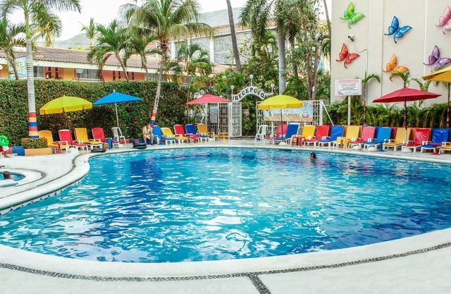 Sands Acapulco Hotel & Bungalows