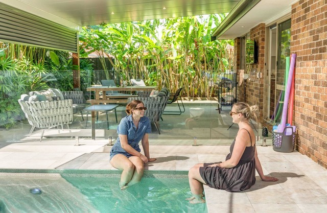 Sandy Dunes Retreat: Pet-Friendly Wutulla Home