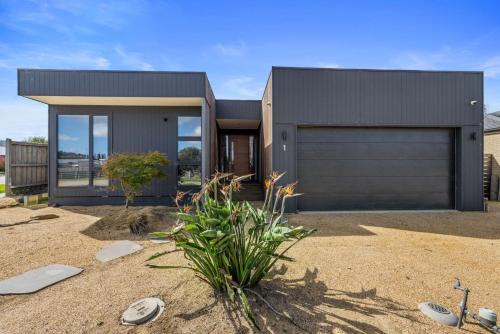 Sandy Feet Retreat