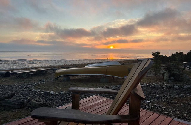 Sandy Point Shalom Cabin- Ocean view and access - 20 mins from Bellingham