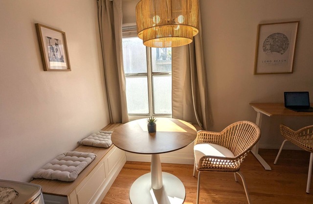 Sandy Shores Apartment with AC, Parking & Laundry, 10min walk to beach.