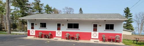 Sandy Shores Cottages