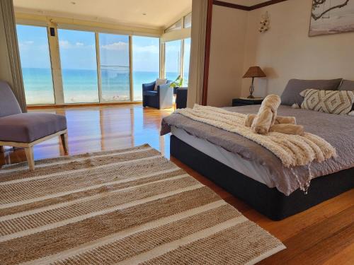 Sandy Shores Estate- Long Island