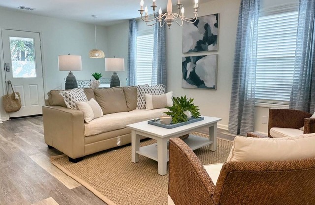 Sandy Shores Retreat - Pet Friendly!