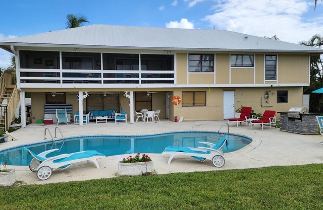 Casa de lujo, piscina privada climatizada, cine en casa 4K, magníficas vistas, excelente ubicación