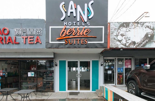 Sans Hotel at Berrie Suites Tagaytay
