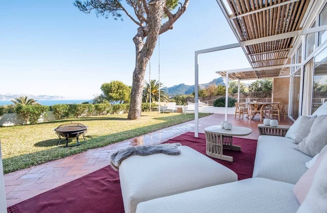 Sant Joan Beach Villa